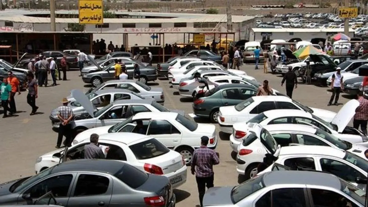 ریزش سنگین قیمت خودروهای ایران خودرو امروز 4 مهر 1402 