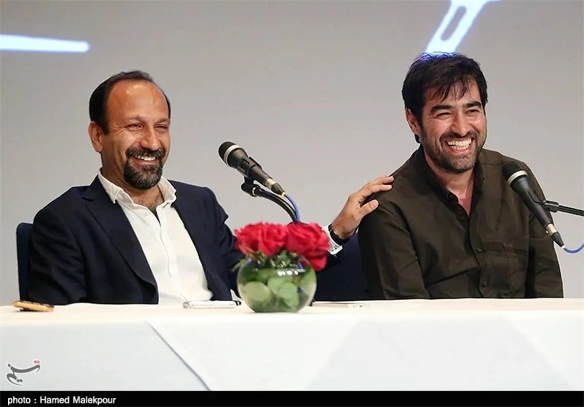شهاب حسینی جایزه فیلم کن را به محضر امام زمان(عج) تقدیم کرد