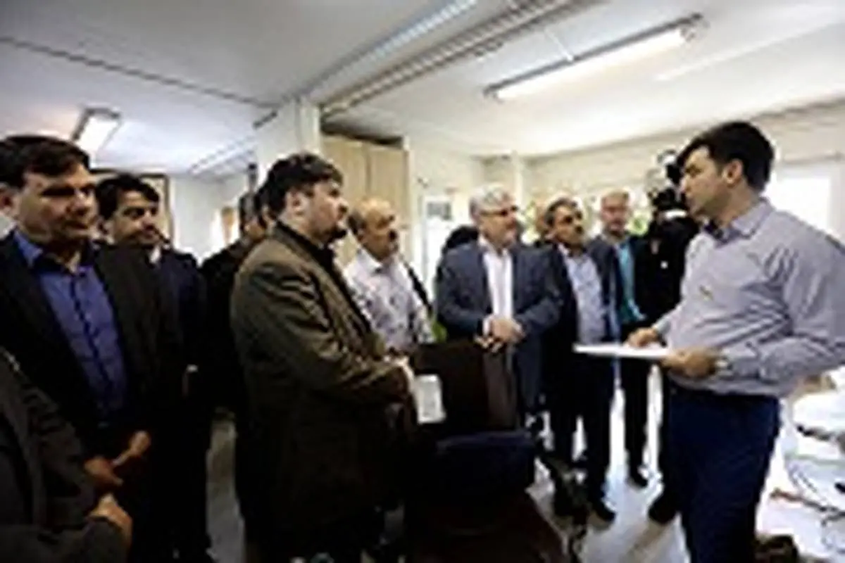 بازدید دکتر نوربخش از شعبه یک تأمین اجتماعی تهران