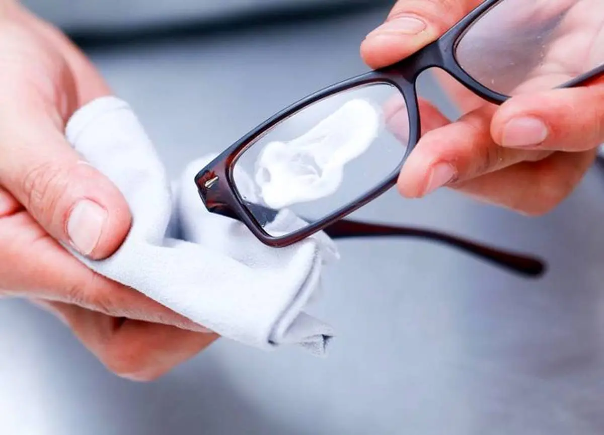 عینکتان  را ضد عفونی کنید + فیلم