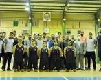 مدیرعامل ذوب آهن اصفهان در تمرین تیم بسکتبال