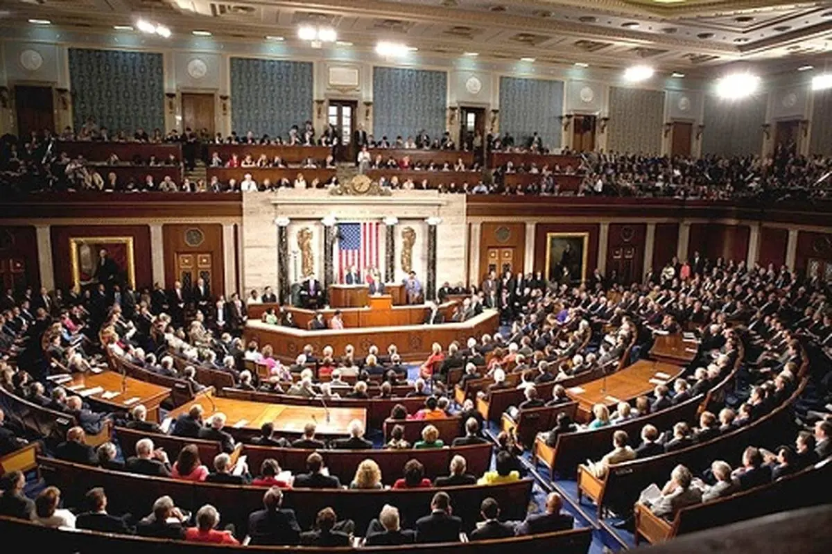مجلس امریکا دولت را مجبور به بازگشت به برجام می کند 