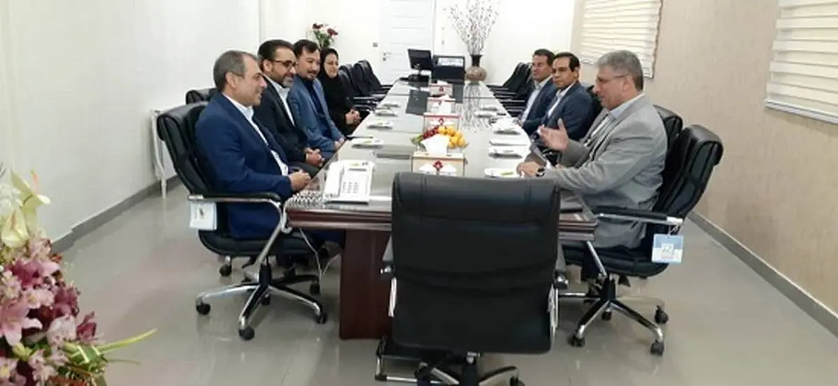 دیدار مدیرعامل بیمه "ما" و مدیر بانک ملت استان زنجان