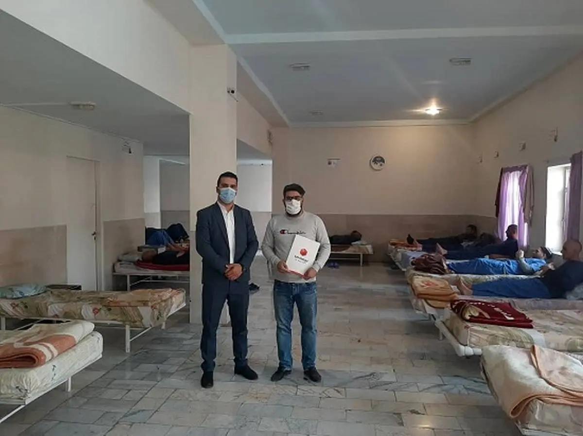 اهدا اقلام بهداشتی به موسسه ماژین مهر هشتگرد توسط بیمه "ما"
