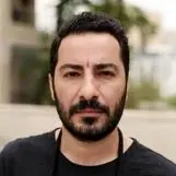 آیا زن نوید محمدزاده هم ایران را ترک و به افعانستان می رود؟