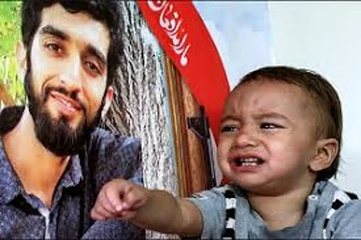 فرزند خردسال محسن حججی در منزل سپهبد شهید سلیمانی