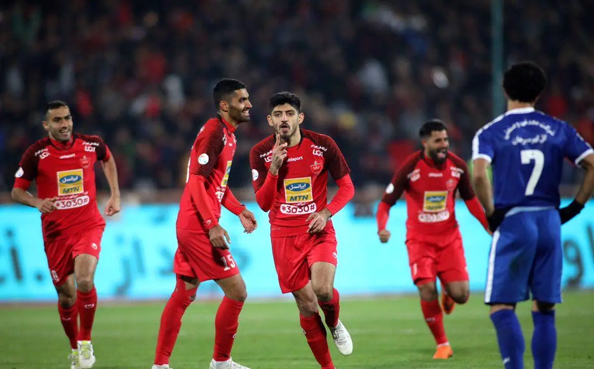 پرسپولیس به یک قدمی استقلال رسید