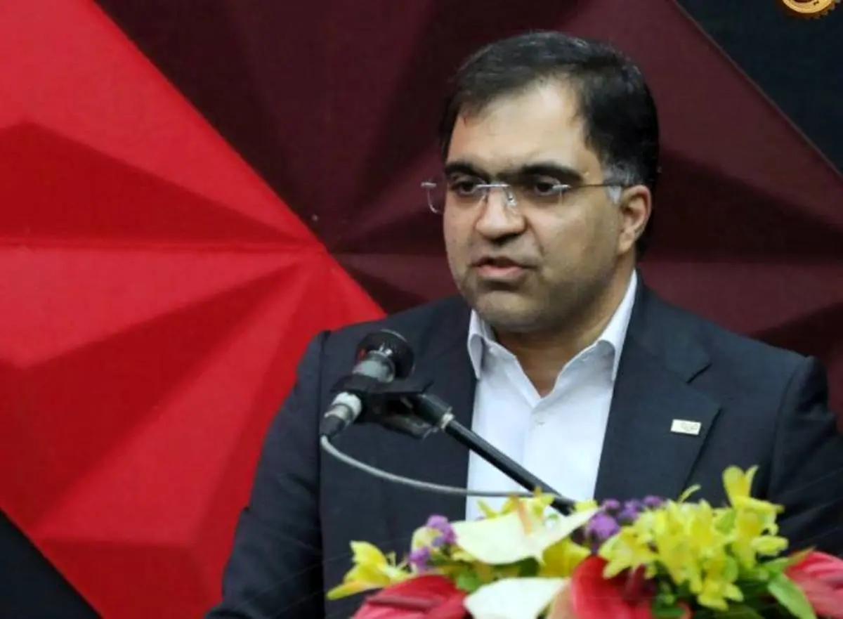 فولاد مبارکه توان تأمین نیاز اسلب و کلاف گرم پروژههای نفت و گاز را دارد