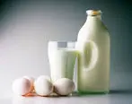چرا مصرف زرده تخم مرغ خام همراه با شیر خطرناک است؟