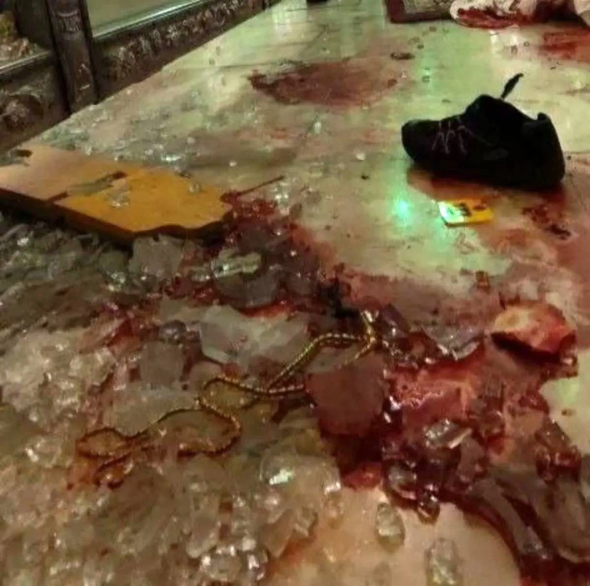 تصاویر جگرسوز از فوت شدگان حادثه تروریستی حرم شاهچراغ | مردم ایران داغدار شدند