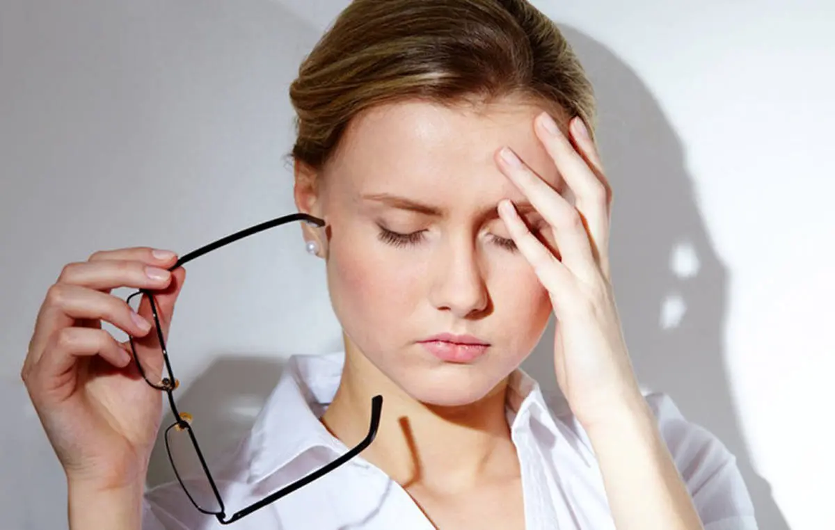 علت اصلی سردرد در روزه داران چیست؟ + درمان