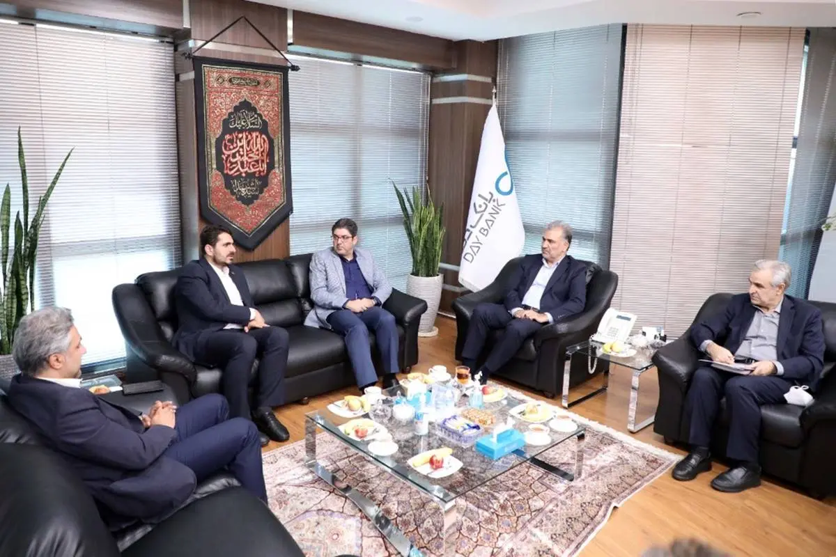 زمینهسازی بانک دی و شرکت بهره برداری مترو تهران برای توسعه همکاریها