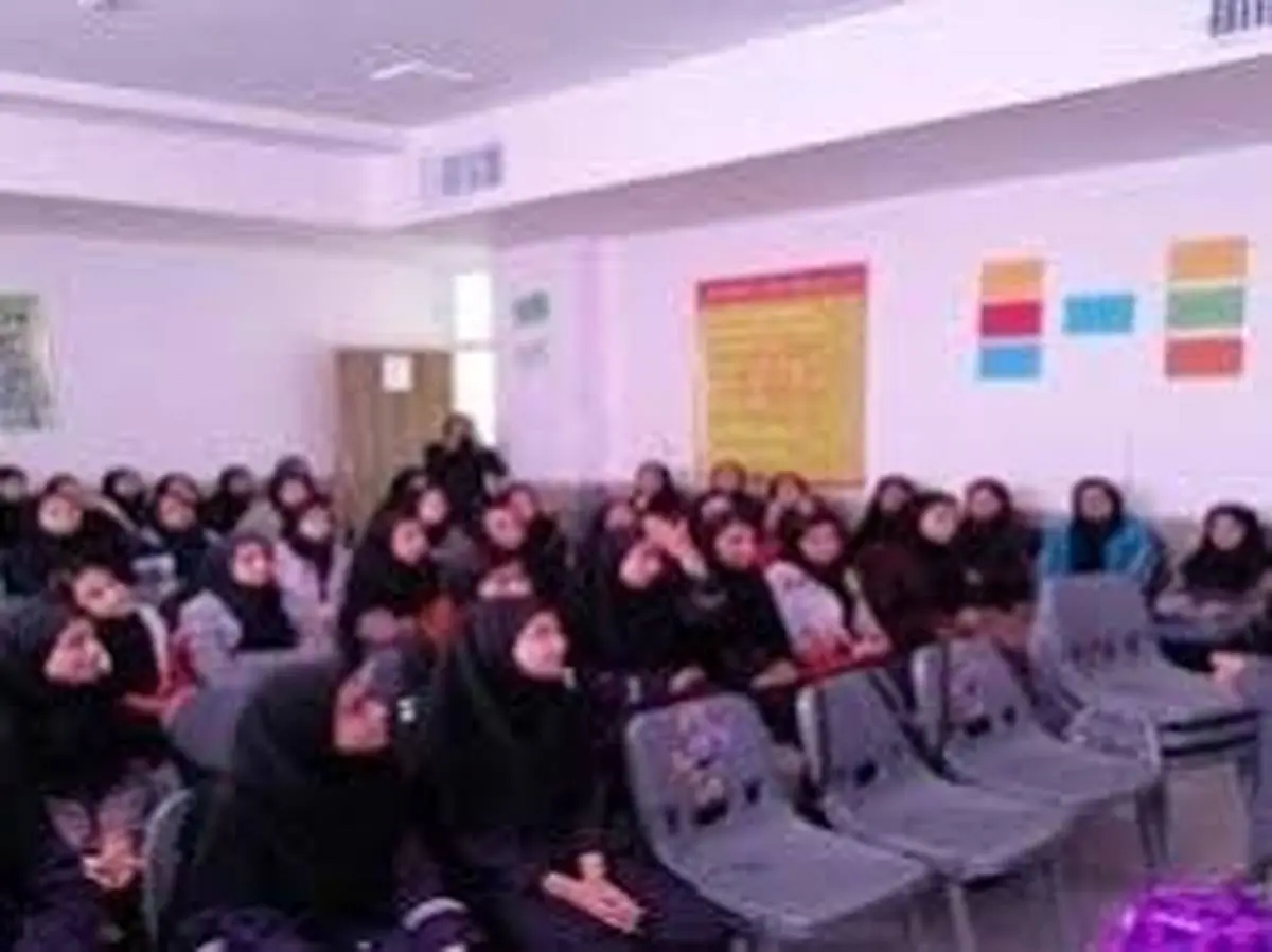 وضعیت خطرناک ایمنی بیش از 1800 مدرسه در تهران